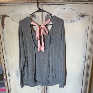Tie back shirt